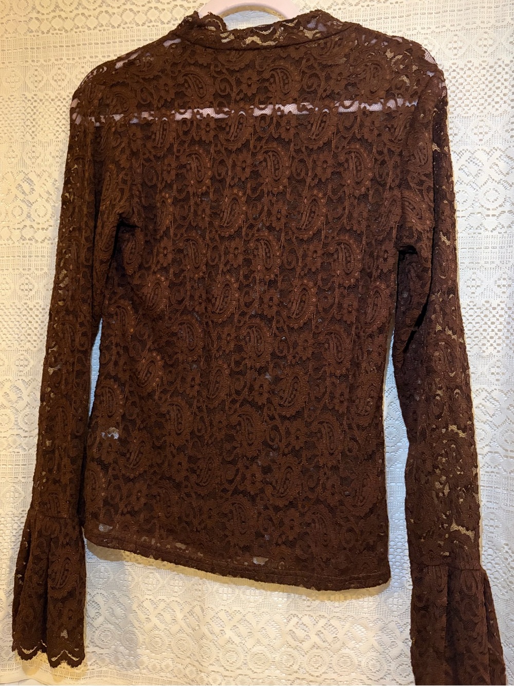women’s brown lace top 🤎